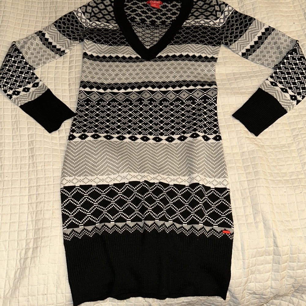 Castro dress - Picture 2 of 4